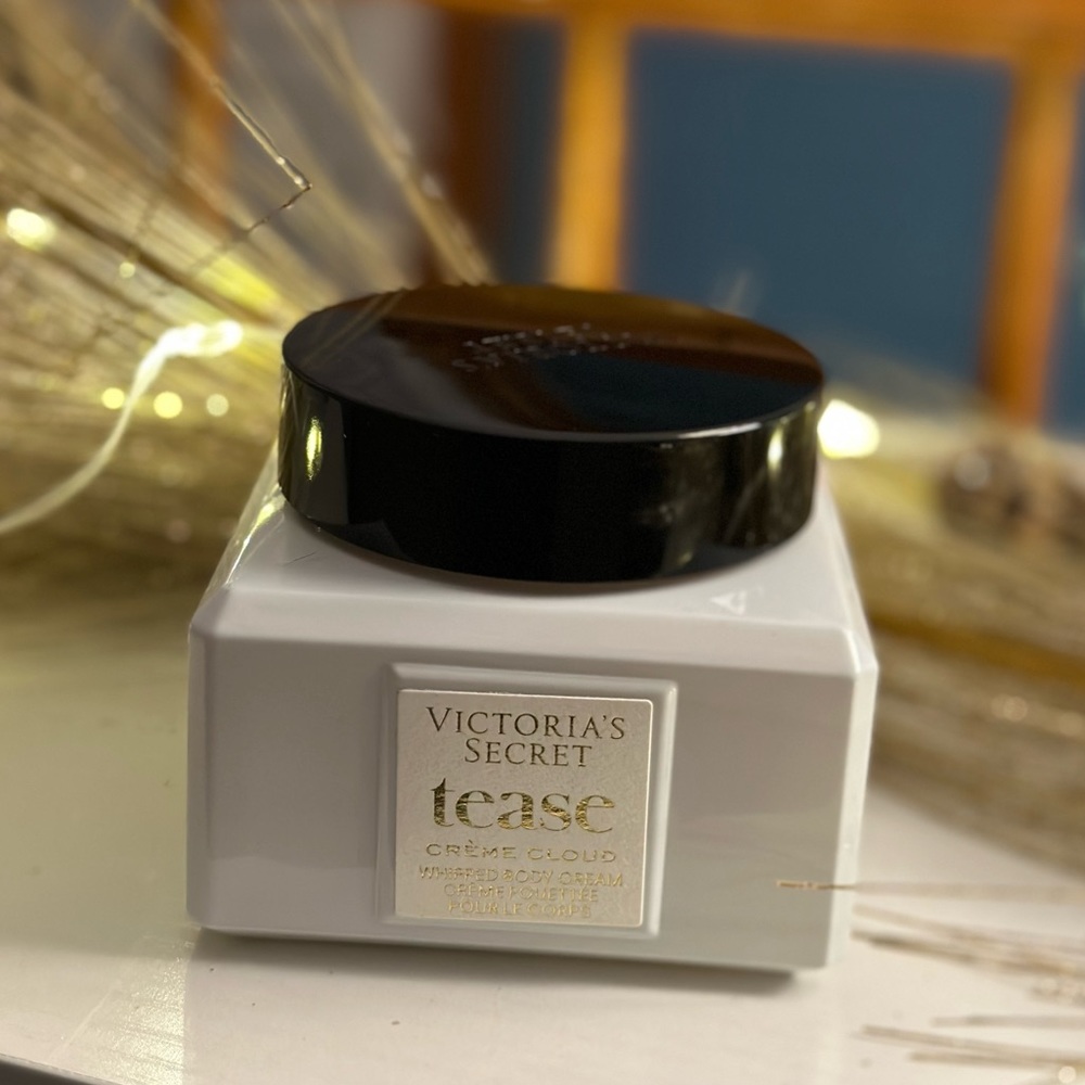 VS Tease crème Cloud.